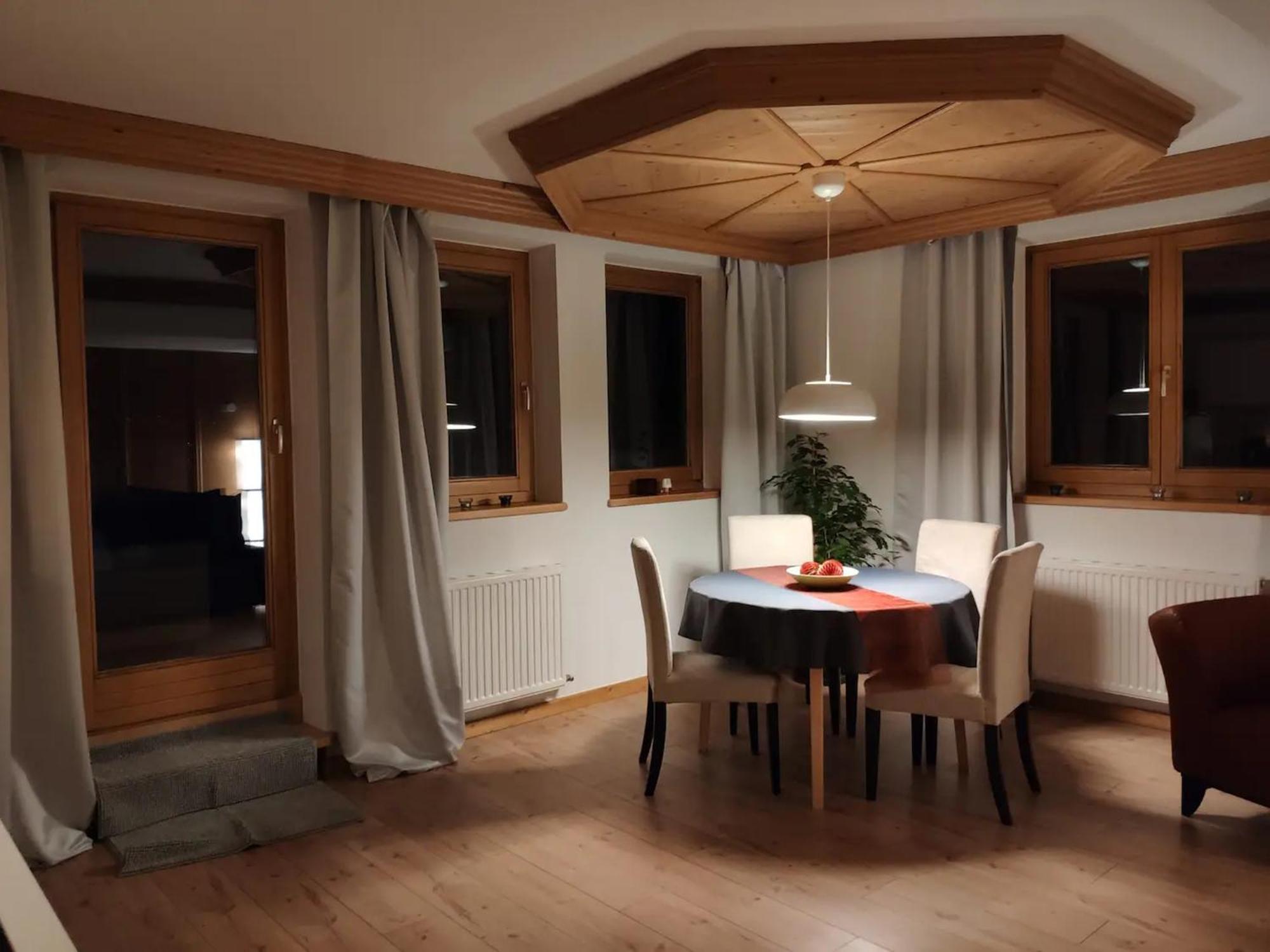Alpendohle Apartments Innsbruck Pokoj fotografie